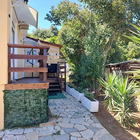 Thanos Guesthouse Corfu Agioi Deka  Exterior photo