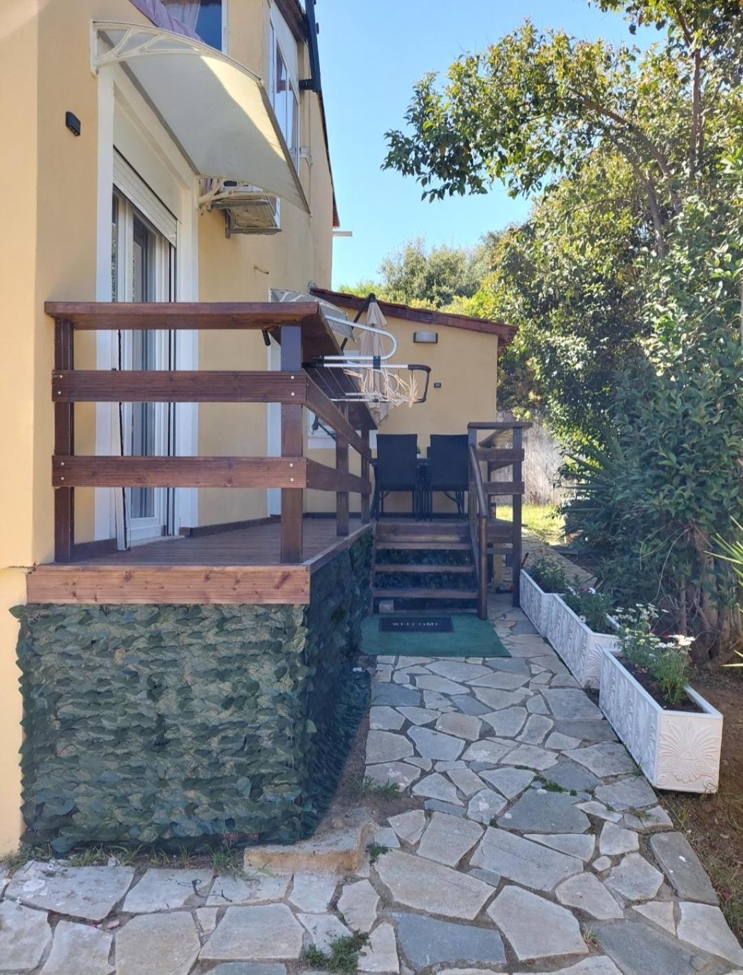 Thanos Guesthouse Corfu Agioi Deka  Exterior photo